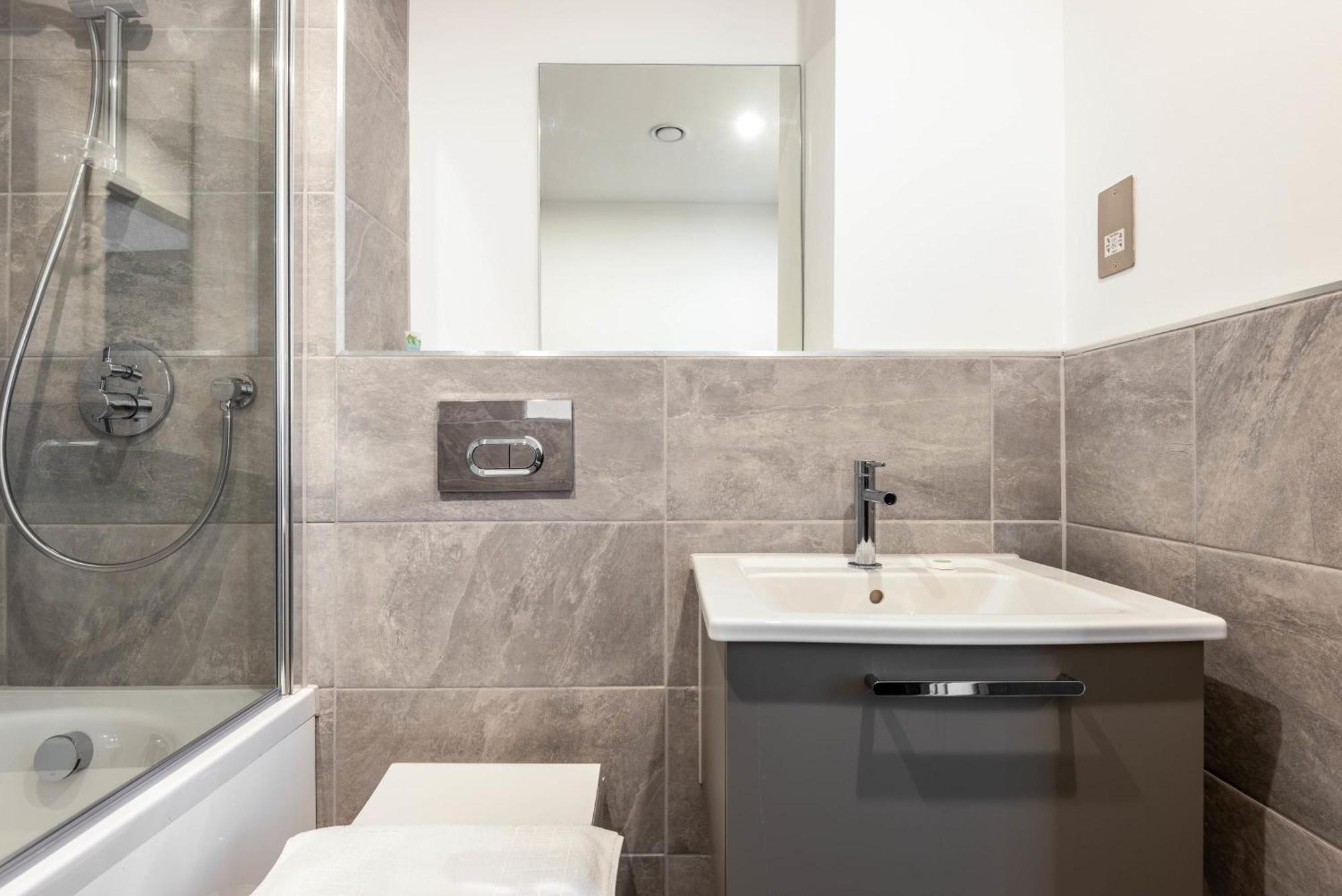 Stayzeni, Ouse Court York Smart 2 Bed Flat Экстерьер фото